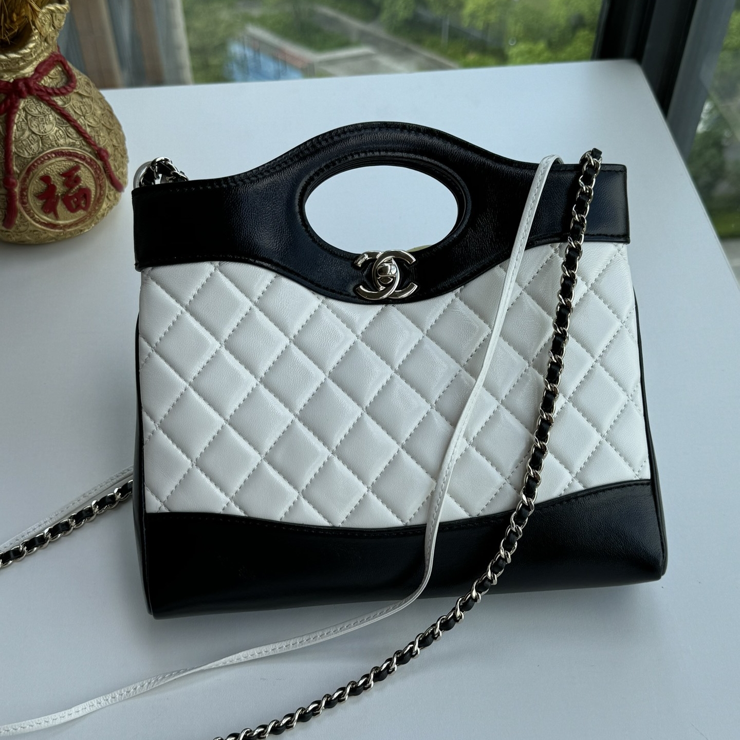 Chanel Replica Bag-Chanel 24B 31Bag Sheepskin Review